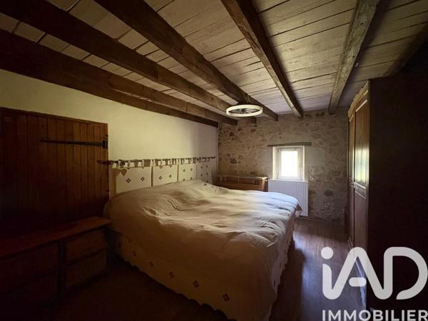 Maison à vendre 6 pièces 209 m² Saint-Martin-Curton