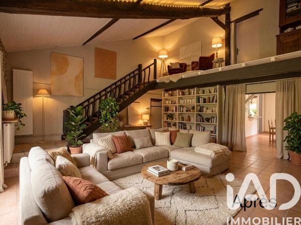 Maison à vendre 6 pièces 209 m² Saint-Martin-Curton