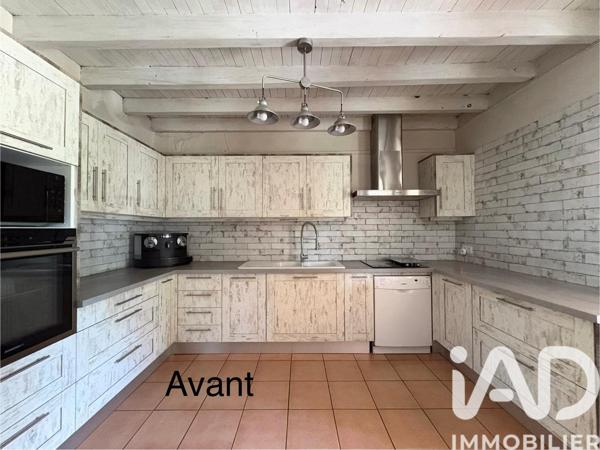 Maison à vendre 6 pièces 209 m² Saint-Martin-Curton