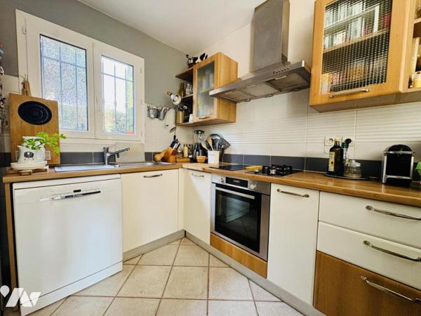 Maison T4 à Ollioules avec piscine et garage 