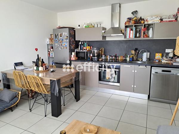 Appartement 3 pièces - 67 m² Exclusivité efficity