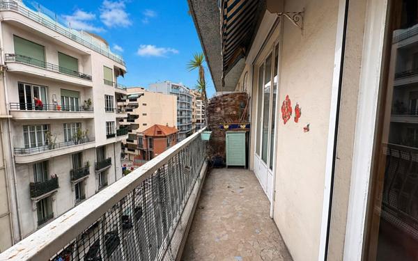 Appartement à vendre    2 pièces • 43,63 m2 Nice