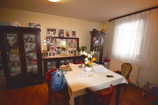 Immeuble à vendre BARR (67) : Immeuble mixte, commerce + logements.