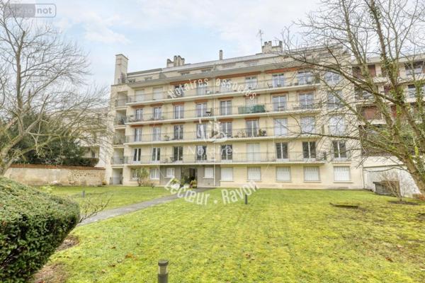 Appartement à vendre à Le Chesnay-Rocquencourt dans les Yvelines (78150), ref : 92076-108