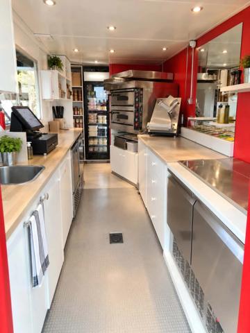 RESTAURATION SPÉCIALISÉ DANS LA PIZZA – EMPLACEMENT N°1 – BELLE RENTABILITÉ - Proche de LA ROCHE BERNARD (44)