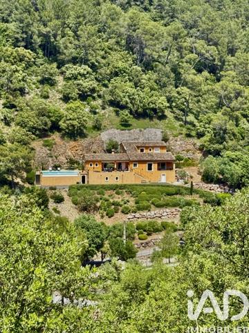 Maison à vendre 6 pièces 214 m² Vidauban