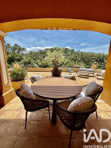 Maison à vendre 6 pièces 214 m² Vidauban