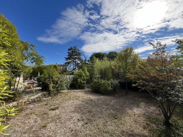 Terrain à vendre |  Pignan |  913 m²