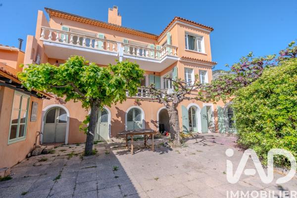 Maison à vendre 8 pièces 253 m² Toulon