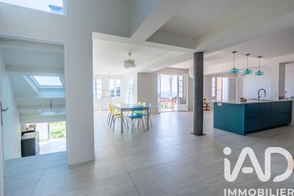 Maison à vendre 8 pièces 253 m² Toulon