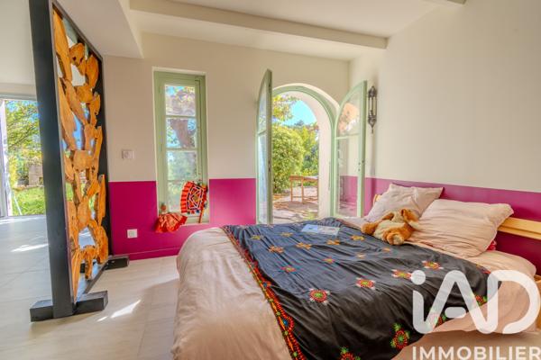 Maison à vendre 8 pièces 253 m² Toulon