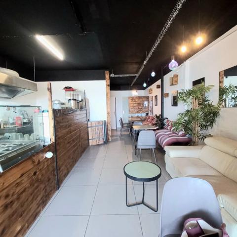 Dpt Guadeloupe (971), à vendre SAINT FRANCOIS Local Commercial emplacement N°01