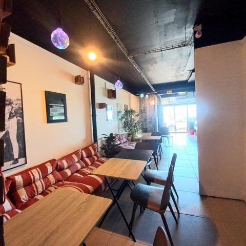 Dpt Guadeloupe (971), à vendre SAINT FRANCOIS Local Commercial emplacement N°01