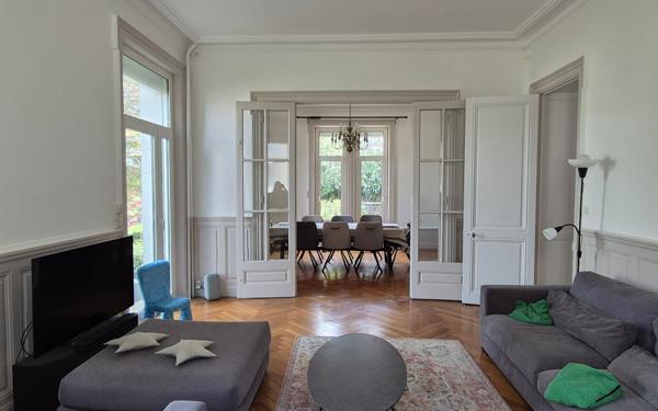 Maison à vendre    8 pièces •  Saint-Étienne