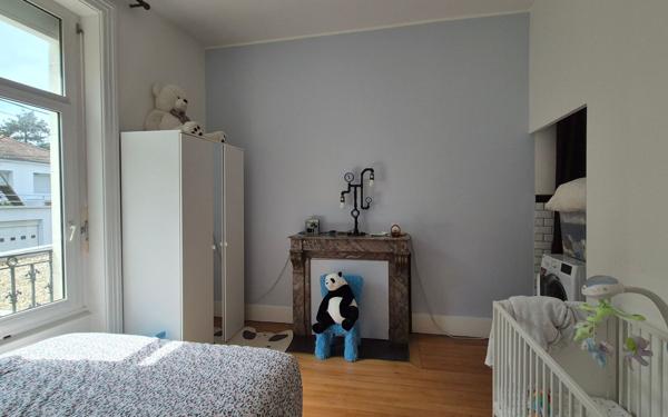 Maison à vendre    8 pièces •  Saint-Étienne