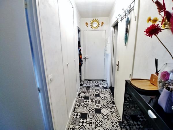 Appartement 2 pièces - 53 m² Exclusivité efficity