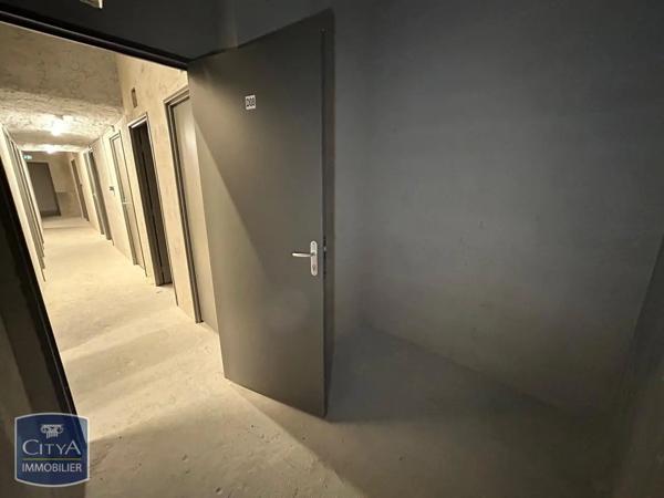 Parking à louer 4.35m² Antibes (06600)