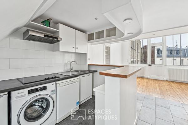 Atelier d’artiste traversant en dernier étage avec balcon – Jasmin Auteuil