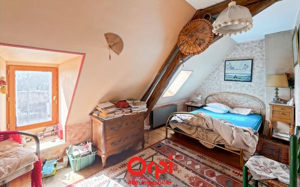 Maison à vendre    8 pièces •  Urçay