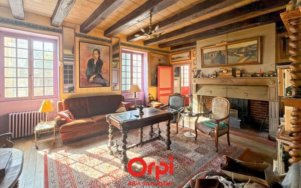 Maison à vendre    8 pièces •  Urçay
