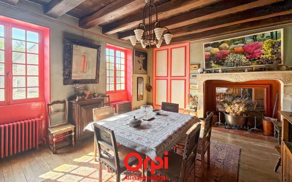 Maison à vendre    8 pièces •  Urçay