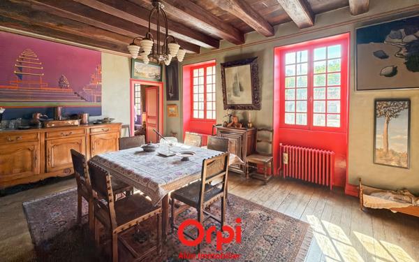 Maison à vendre    8 pièces •  Urçay