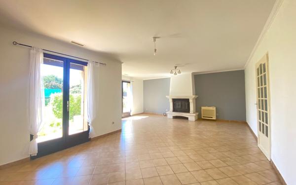 Maison à vendre    4 pièces •  Caussade