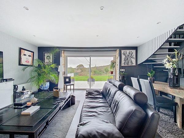 MAISON EN PIERRE A VENDRE QUEVEN