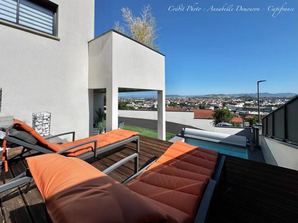 Villa d'Architecte contemporaine récente - 6 pièces/4 chambres - CLERMONT-FERRAND - Vue Panoramique - Piscine