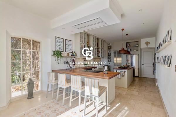 Maison 14 pièces à vendre Bormes les Mimosas - 83230 / Réf: 187