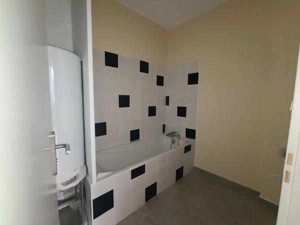 Location Appartement 3 pièces 77 m2 à Romans-sur-Isère