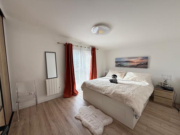 A VENDRE 83470 SAINT MAXIMIN LA SAINTE BAUME MAISON PLAIN PIED T3 DE 80M² SUR 2100M² DE TERRAIN