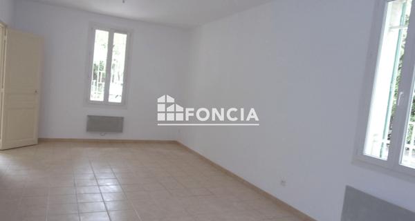 Location Maison 3 pièces 87.93 m² - Saint-martin-de-crau 13310