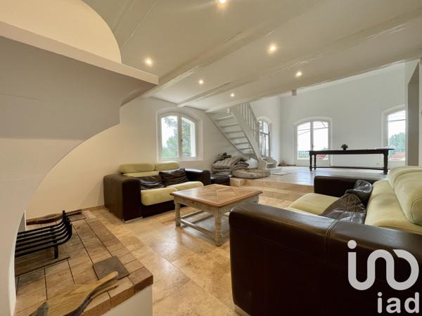 Demeure 8 pièces de 296 m² à Le Castellet (83330)