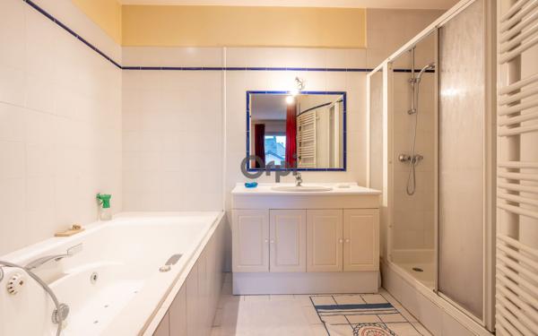 Maison à vendre    5 pièces • 161,70 m2 Joinville-le-Pont