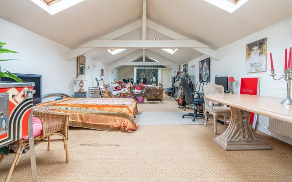 Maison à vendre    5 pièces • 161,70 m2 Joinville-le-Pont