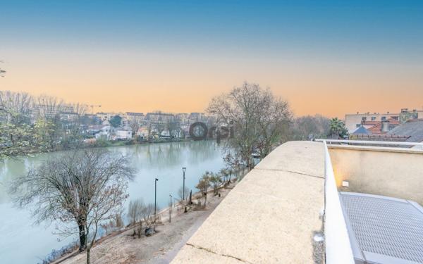 Maison à vendre    5 pièces • 161,70 m2 Joinville-le-Pont