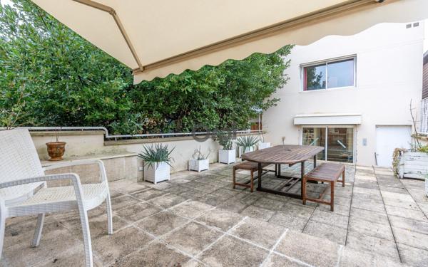 Maison à vendre    5 pièces • 161,70 m2 Joinville-le-Pont