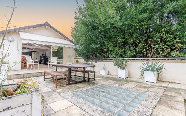 Maison à vendre    5 pièces • 161,70 m2 Joinville-le-Pont