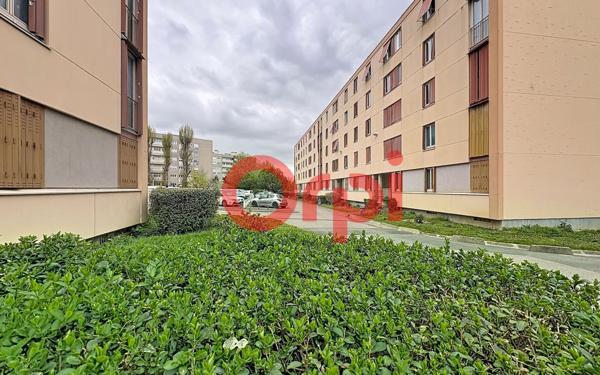 Appartement à vendre    4 pièces • 75,37 m2 Valenton