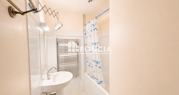 À vendre Appartement 3 pièces 62.32 m² - Nîmes 30000