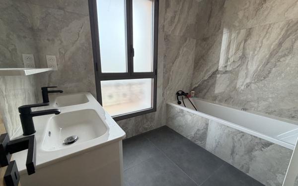 Maison à vendre    7 pièces • 170 m2 Saint-Maur-des-Fossés