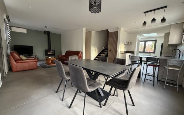 Maison à vendre    7 pièces • 170 m2 Saint-Maur-des-Fossés