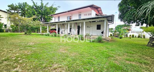 Maison de pays + 2appts A VENDRE