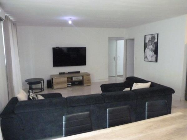 PEYROLLES-EN-PROVENCE, APPARTEMENT DE 4 PIECES DE 80m²