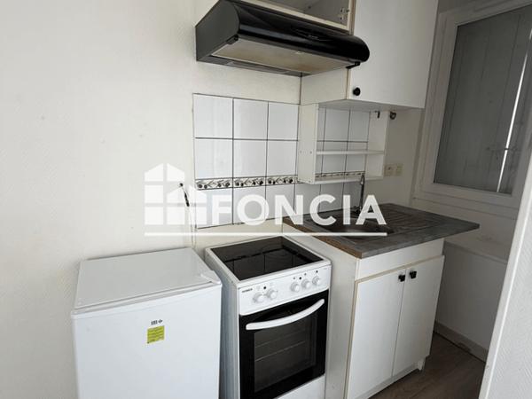 Location Studio 15.2 m² - 96 RUE DE LA LOIRE Angouleme 16000