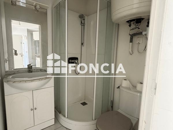 Location Studio 15.2 m² - 96 RUE DE LA LOIRE Angouleme 16000