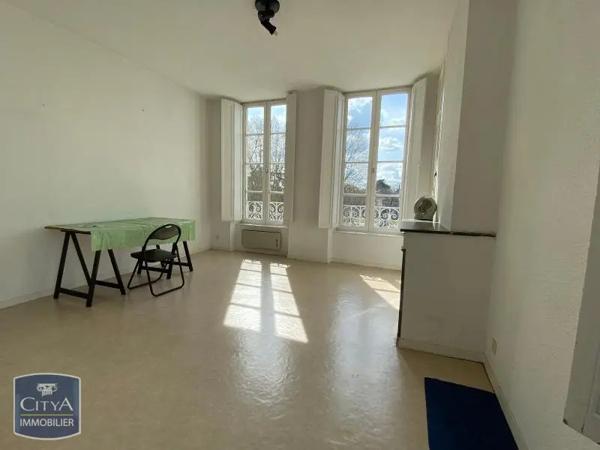 Appartement à louer 2 pièces 37.9m² Agen (47000)