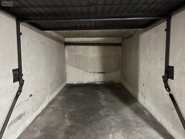 Garage - Parking à vendre à Joué-lès-Tours dans l'Indre-et-Loire (37300), ref : 003/2384   
Le Morier