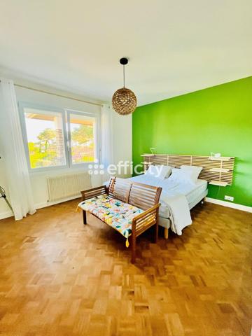 Maison 8 pièces - 205 m²